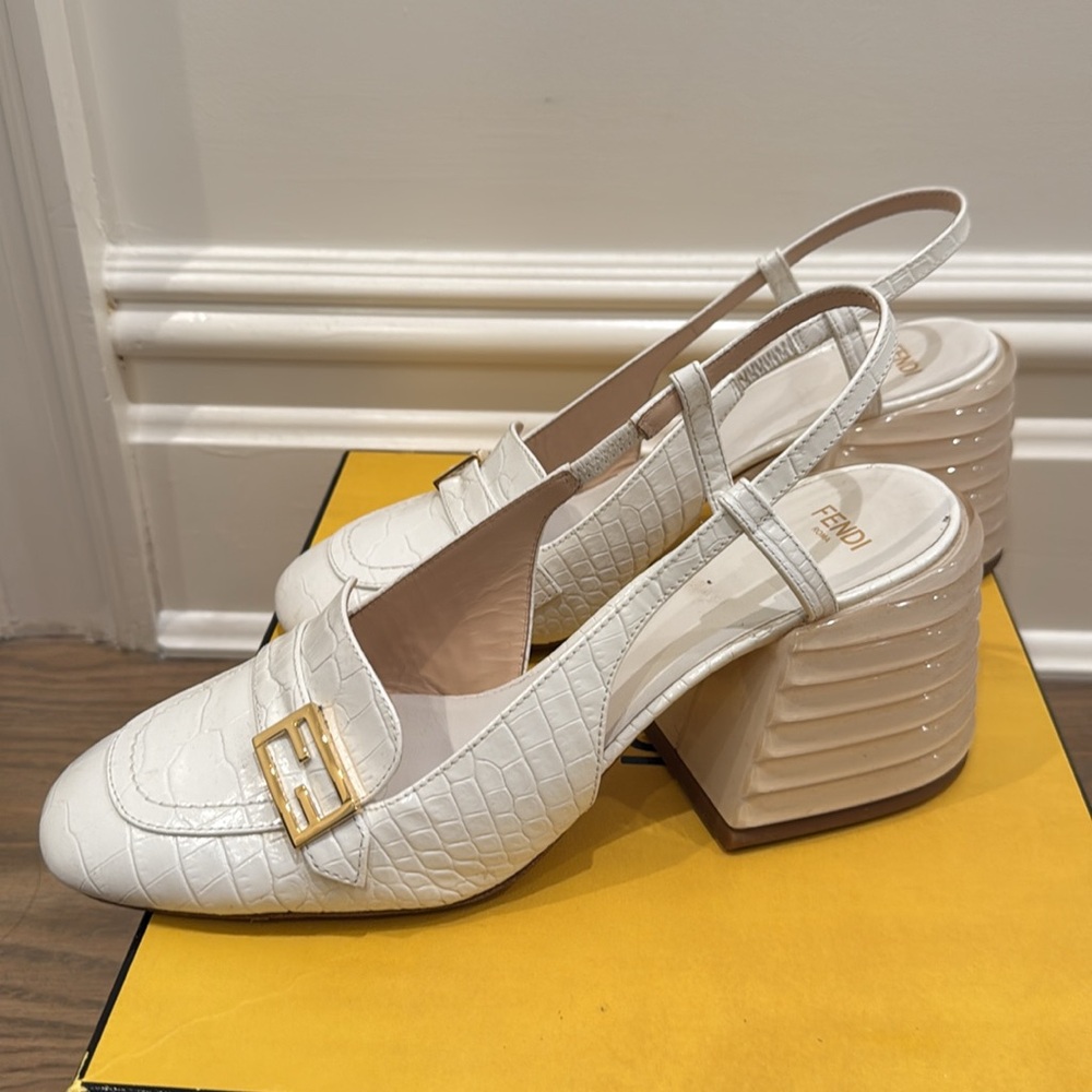 Fendi Slingbacks - Picture 3 of 4